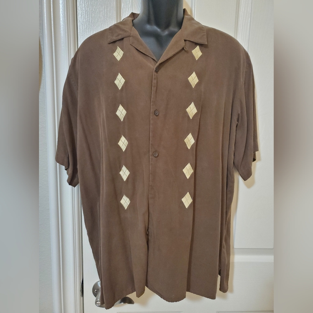 SILK VAN HEUSEN LARGE MENS SHIRT IN GREAT CONDITION